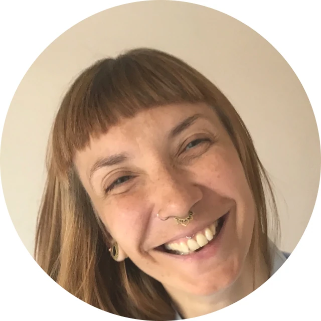 Yuliana, fine line tattoo artist